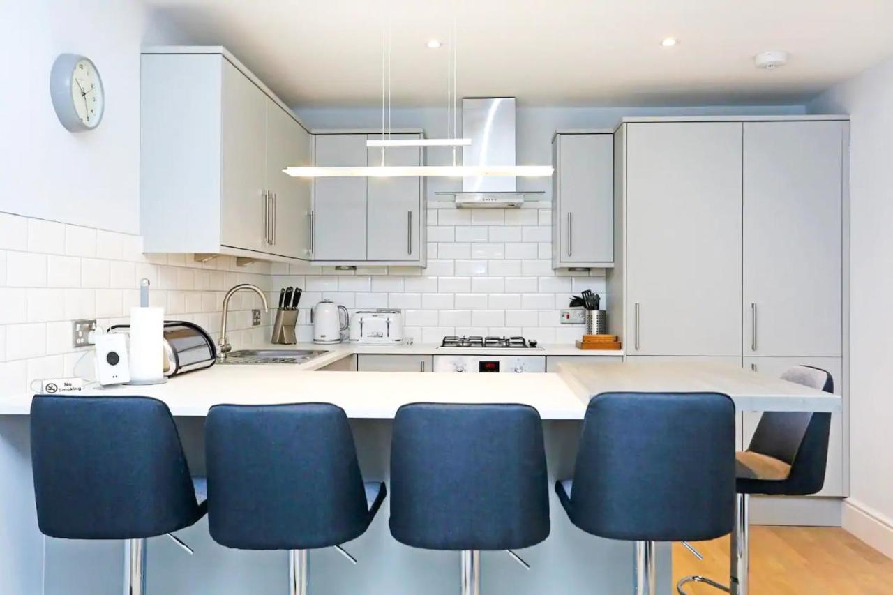 Modern 3 Bedroom Apartment, West End Единбург Екстер'єр фото